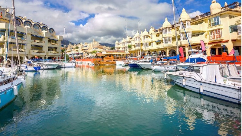 Utflykt 1: Introduksjonstur i nærområdet (inkl. lunsj)